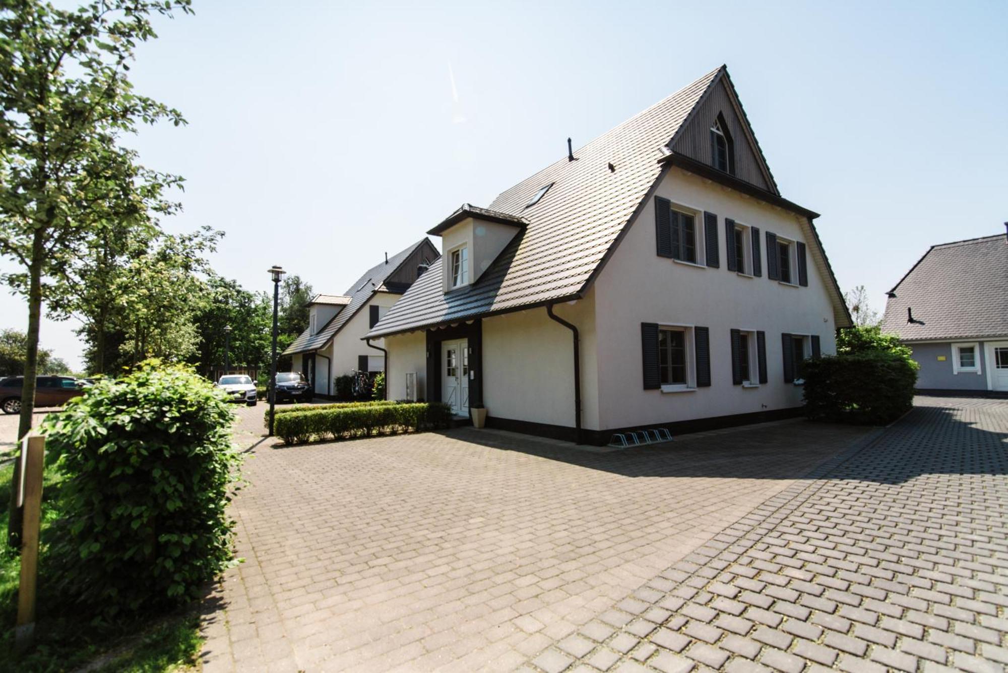 Apartmentanlage Seezeichen Ahrenshoop Exterior photo